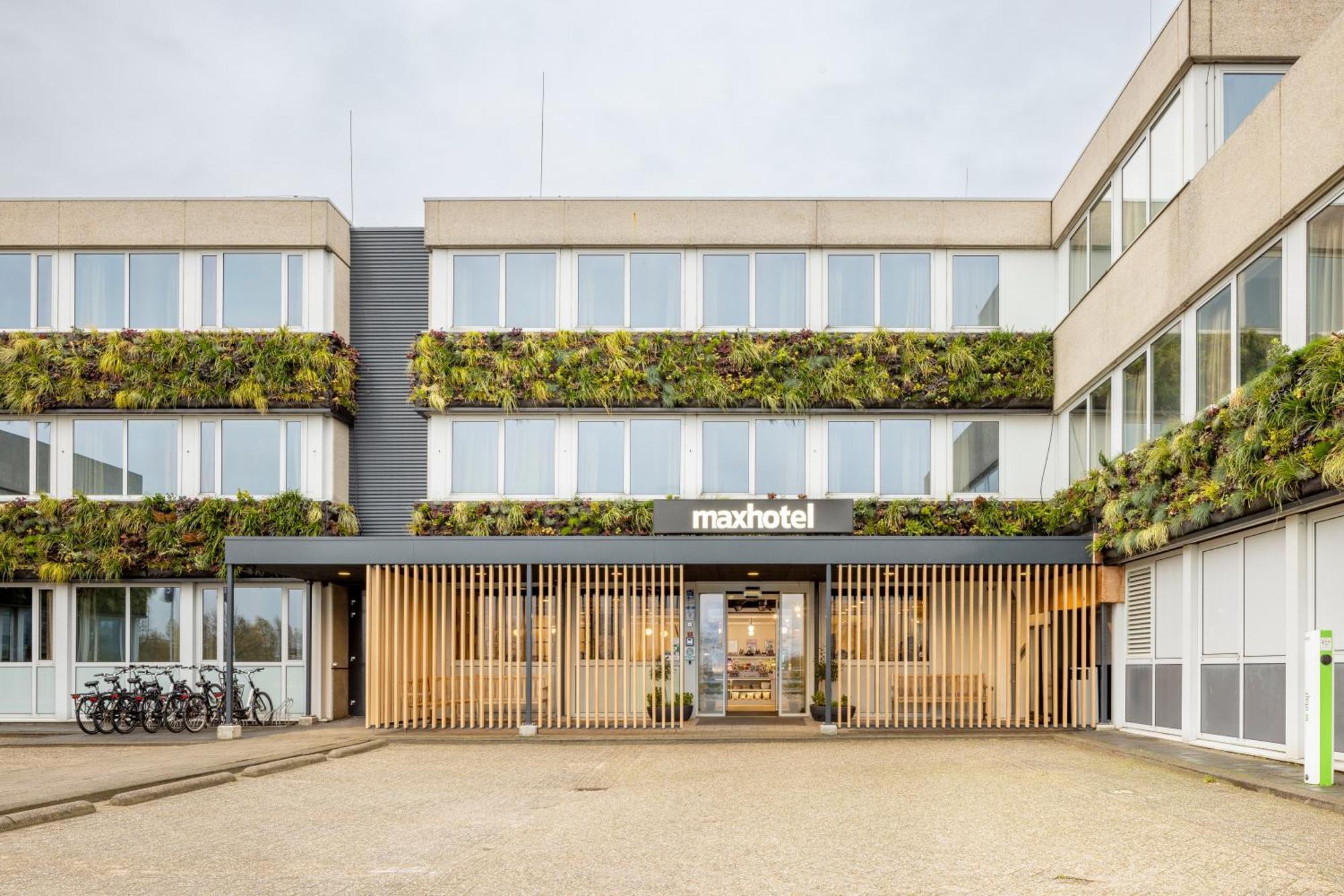 Maxhotel Amsterdam Airport Schiphol - Recently Renovated Hoofddorp Bagian luar foto