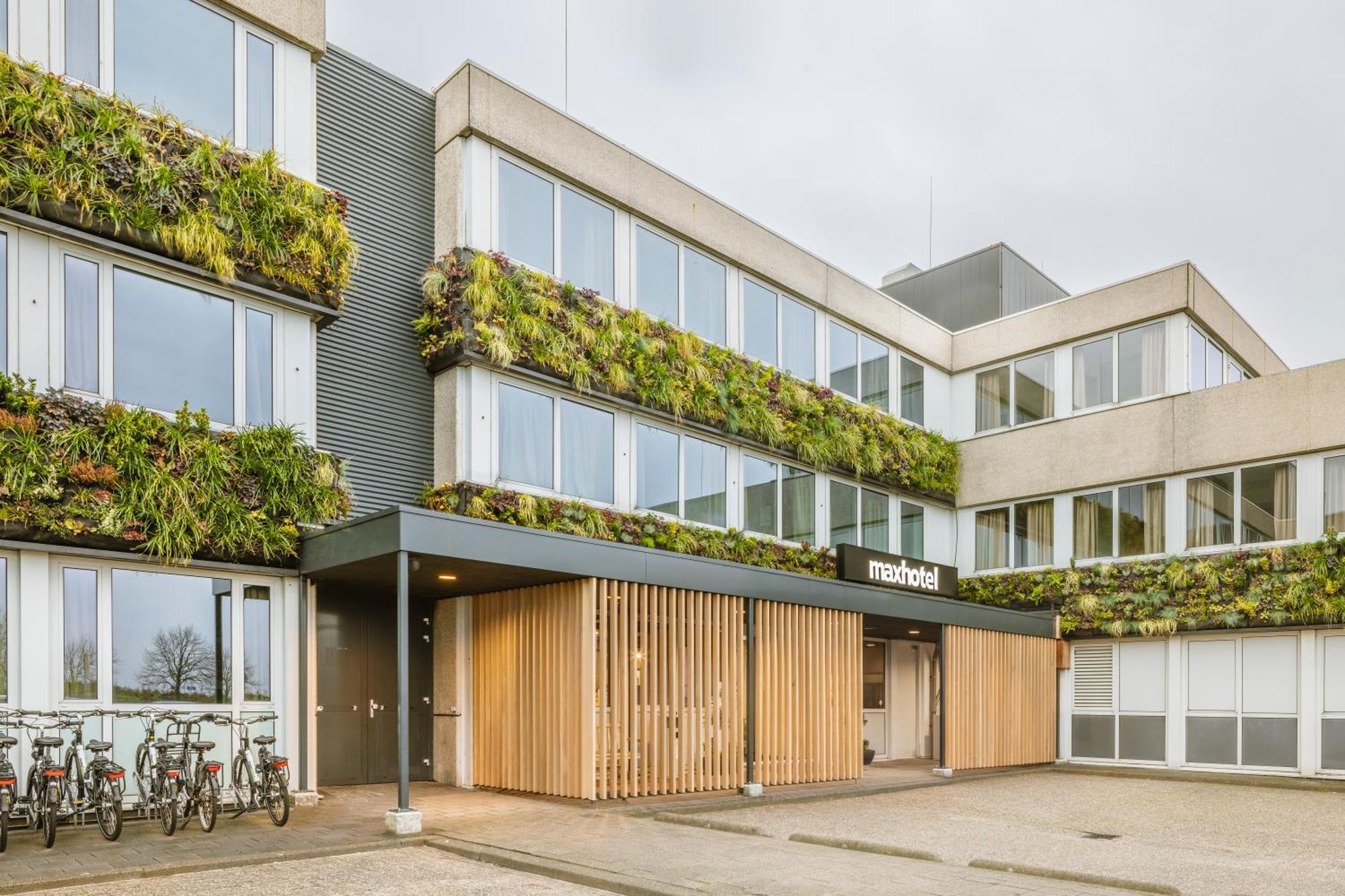 Maxhotel Amsterdam Airport Schiphol - Recently Renovated Hoofddorp Bagian luar foto